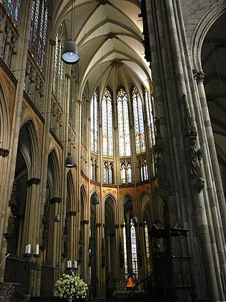 Cologne_Cathedral_interior.JPG