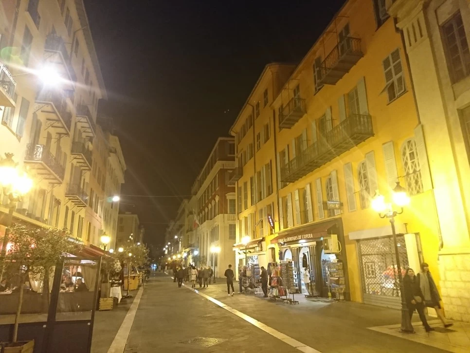 DSC_0565.JPG?type=w966