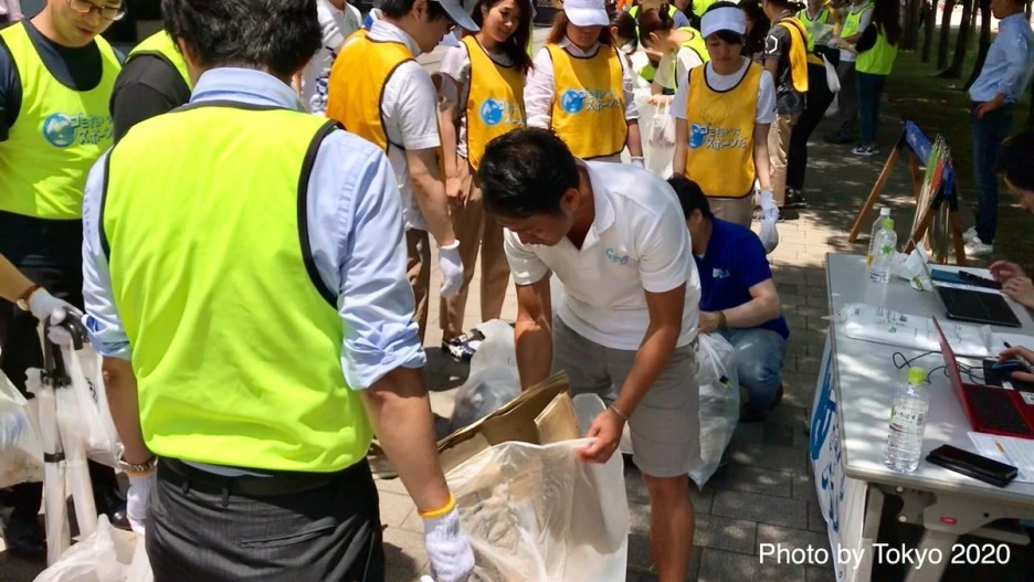 De5kzo7V4AA-q4H.jpg?type=w1