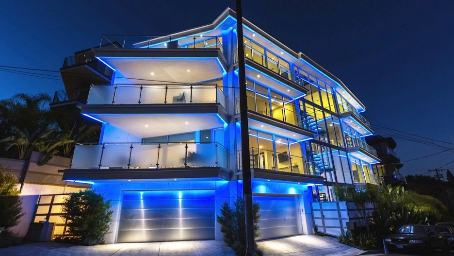 clout-house.jpg?type=w1