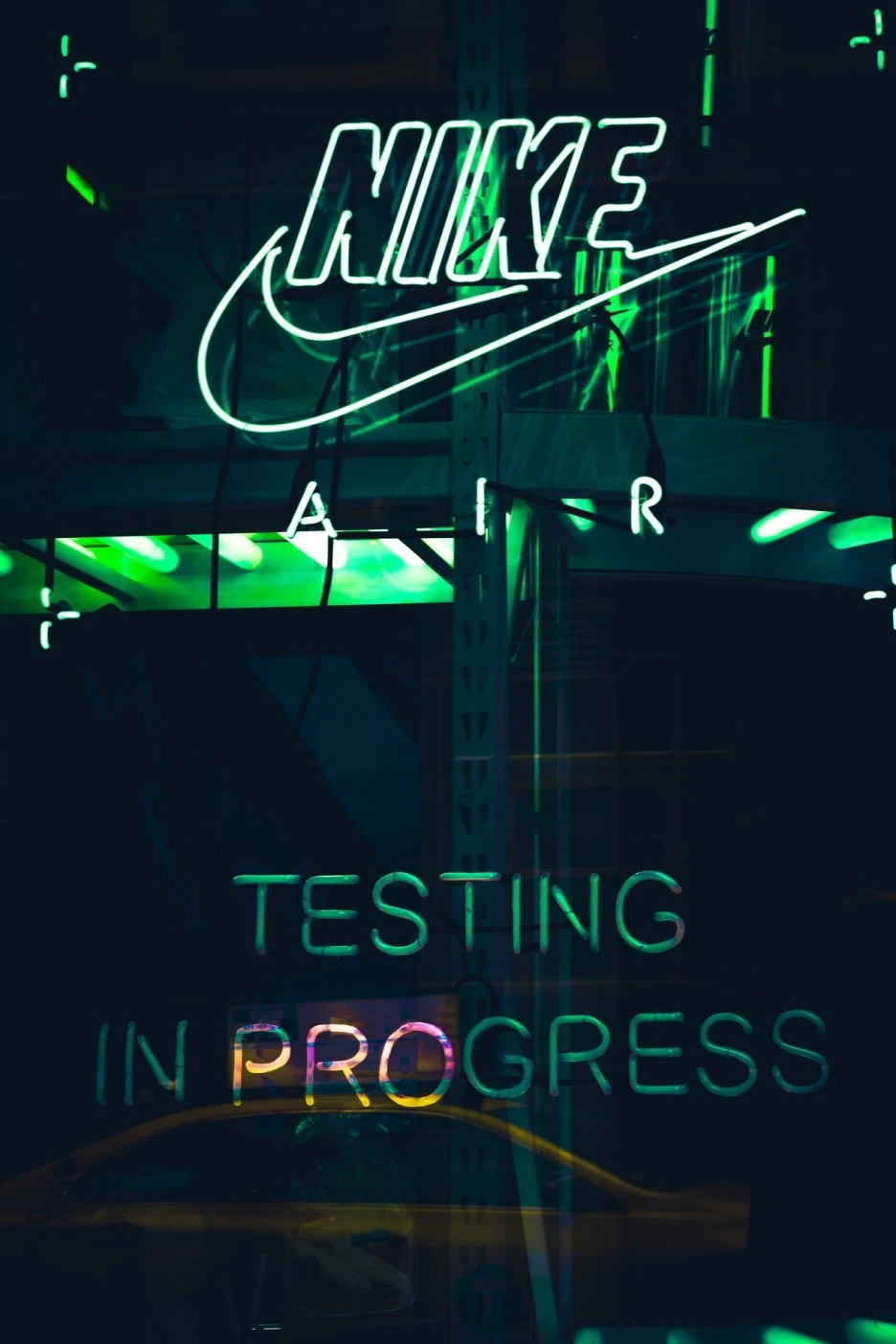 photo-1554350747-ec45fd24f51b.jpg?type=w1