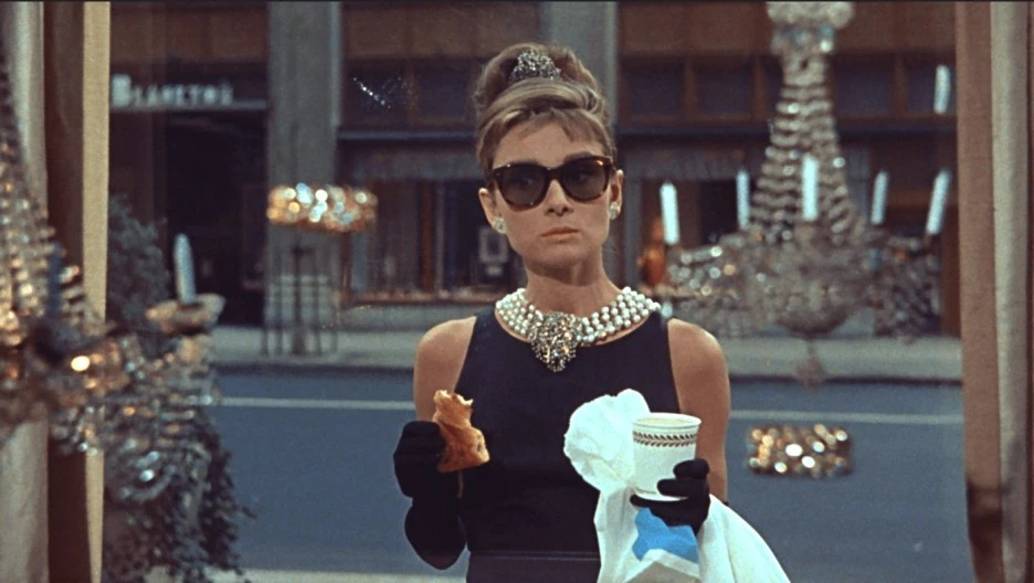 %EA%BE%B8%EB%AF%B8%EA%B8%B0Breakfast-at-Tiffanys-1-1400x790.jpg?type=w1
