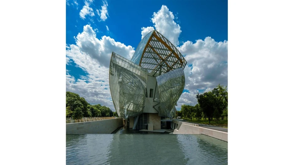 louis-vuitton--1818_Fondation_LV_at_Home_DI3.jpg?type=w1