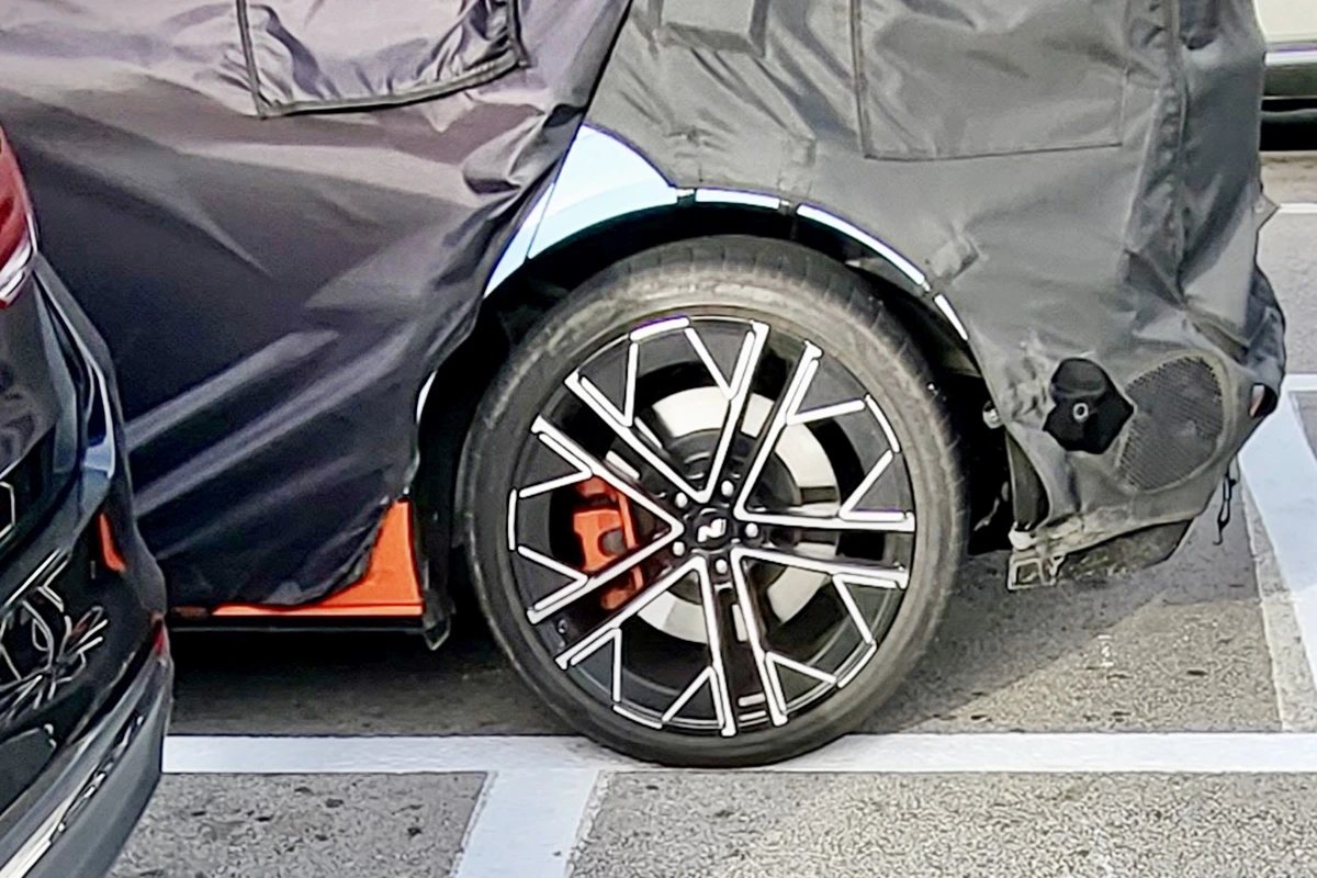 5_아이오닉 5 N 사이드 스커트.JPG