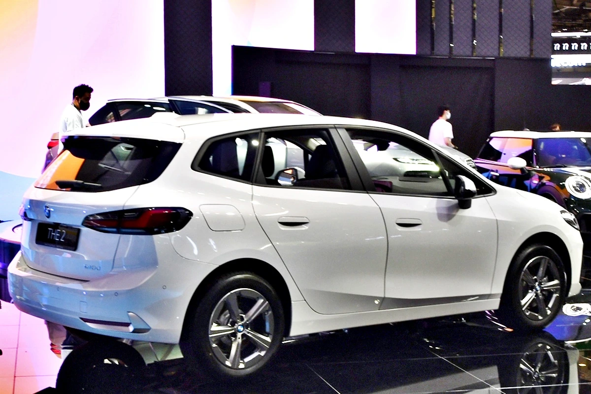 2시리즈 후면.JPG