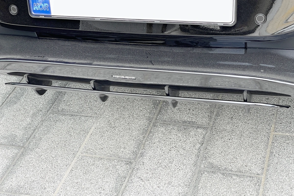 8_애스턴마틴 DBX 707.JPG