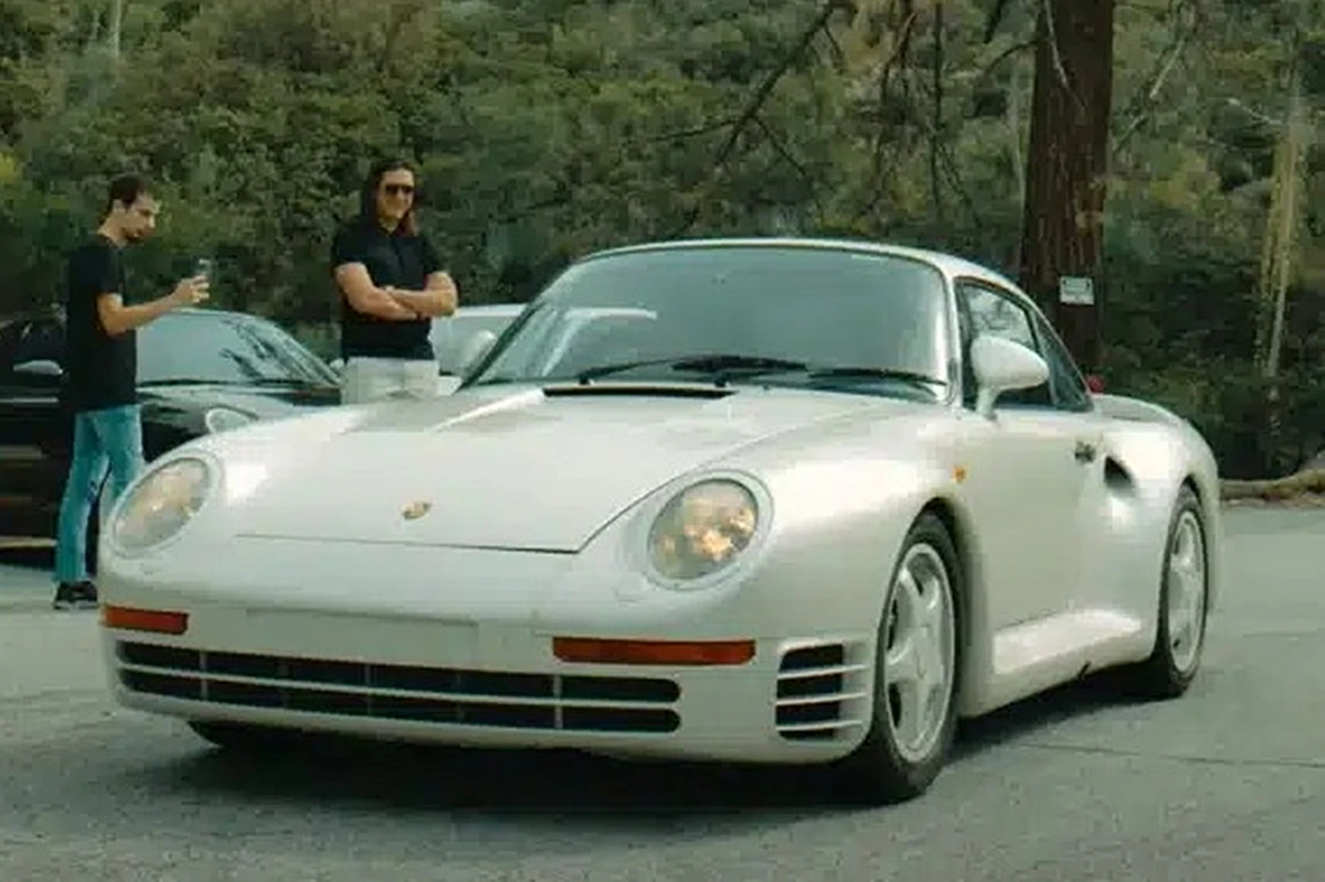 Bill-Gates-Porsche-2-1024x501-1.jpeg