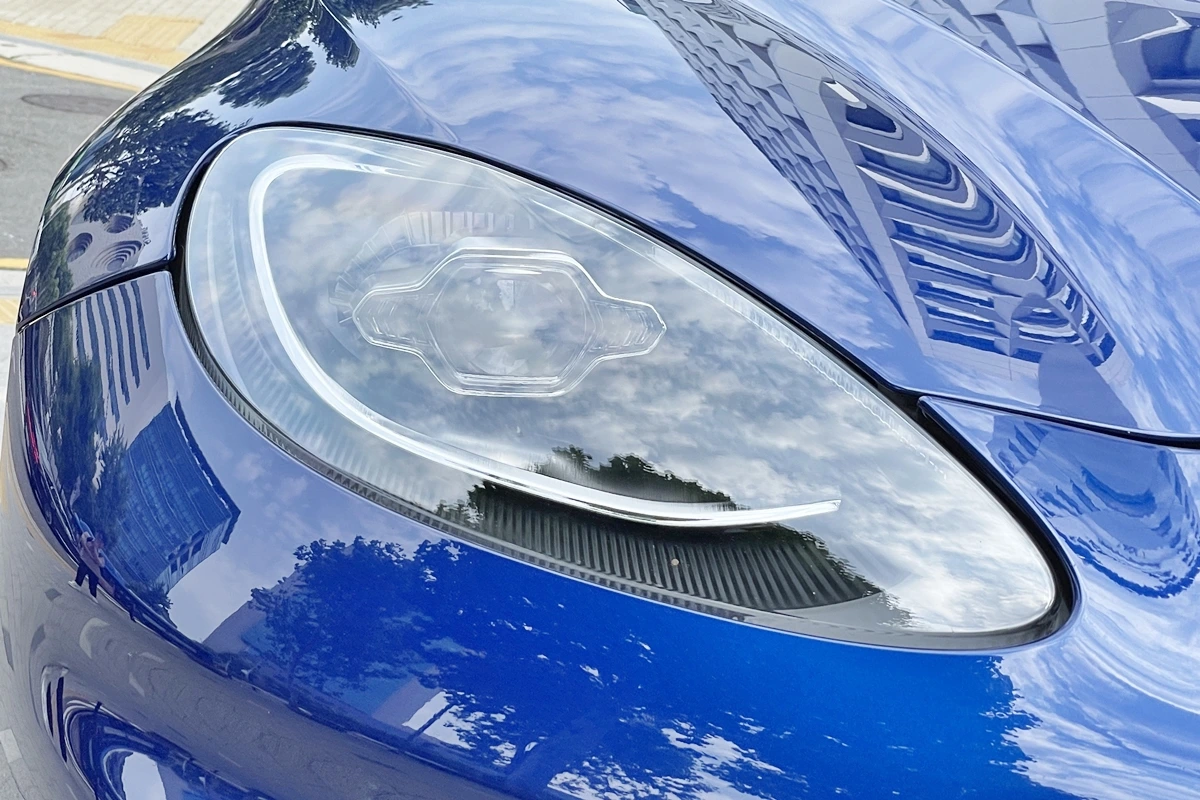 3_애스턴마틴 DBX 707.JPG