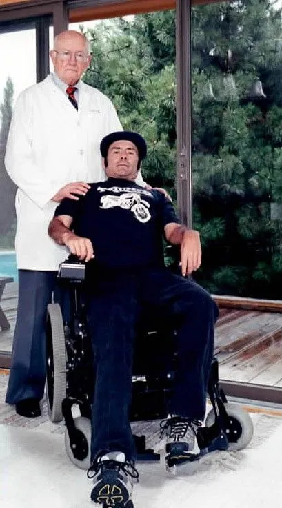 크레이그 베토비츠-1637294770903.jpeg