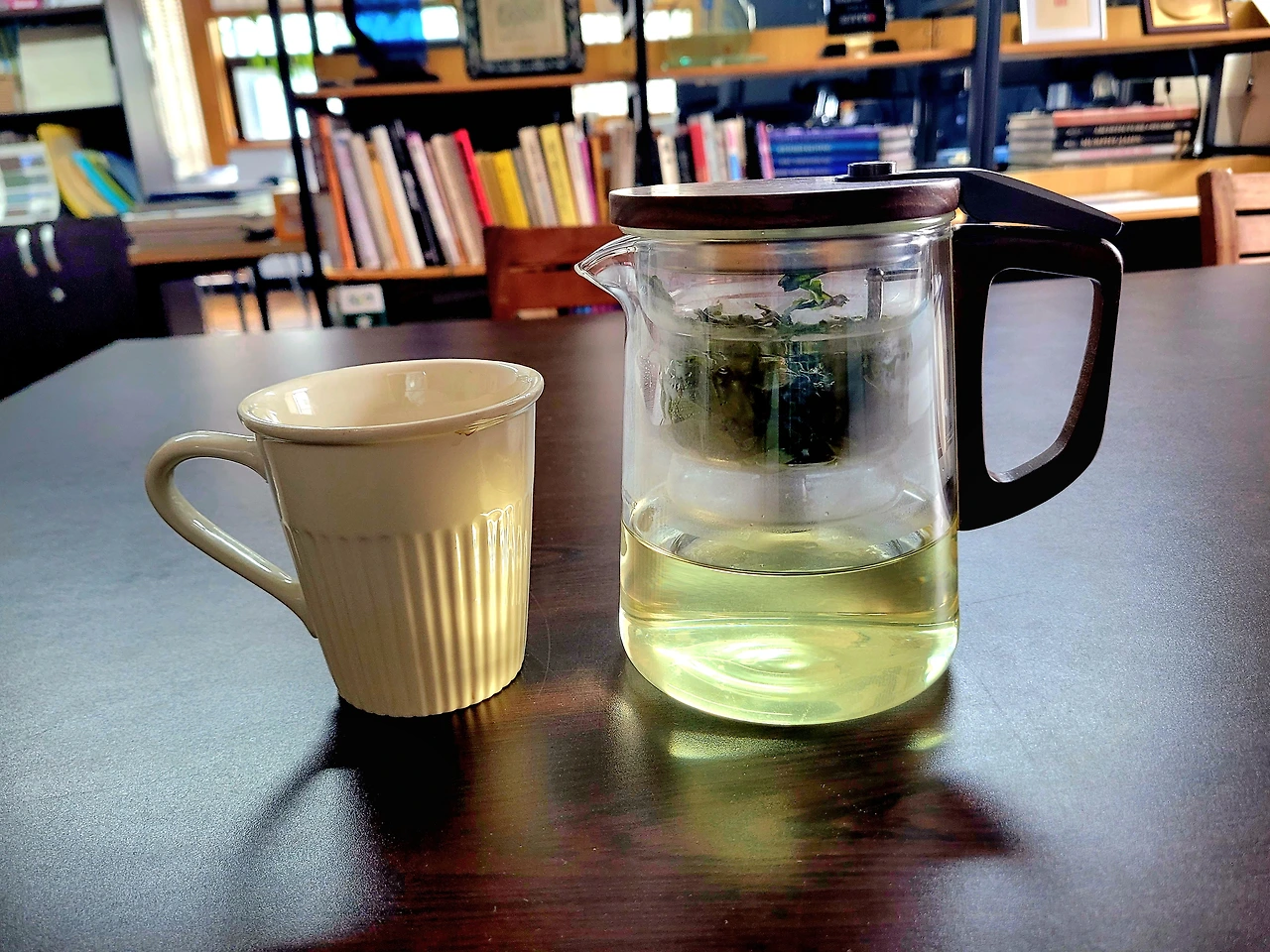 be5b08598a7479abfaf1f2a06b7e950c30994cd4