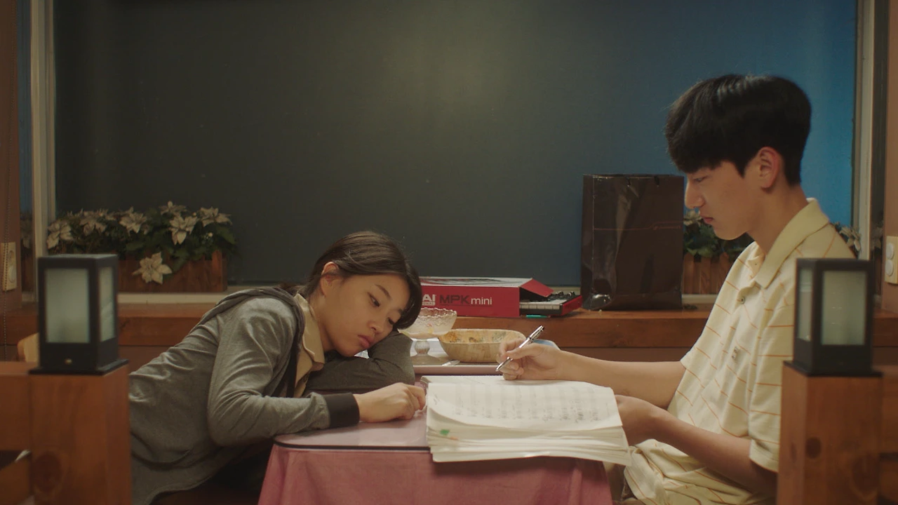 738b687a25483bfd5f308950ab8de4a164ccaf48