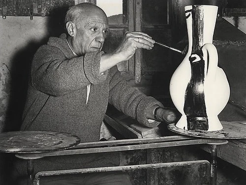 다운로드 (78).jpeg