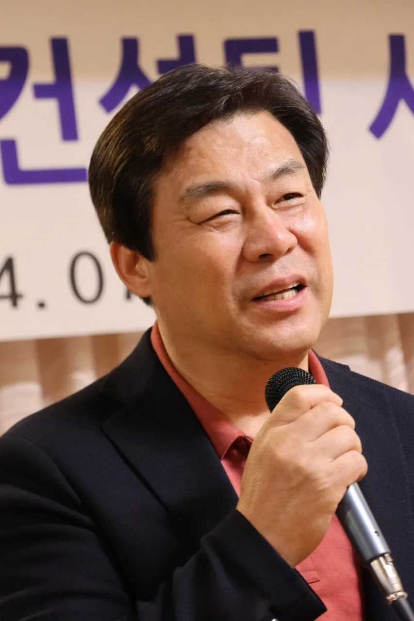 b_0h8Ud018svczguh9e26ifyp_bs5d46.jpg?type=e1920_std