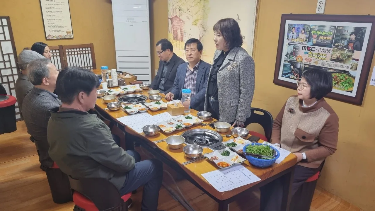 c_9egUd018svc1x35zio5mkl52_bs5d46.jpg?type=e1920_std