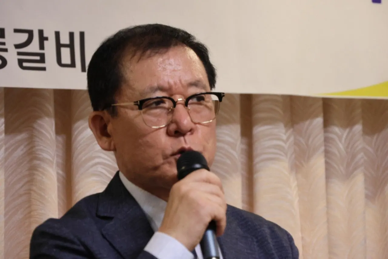 b_3h8Ud018svcy0j4ljj0mle7_bs5d46.jpg?type=e1920_std