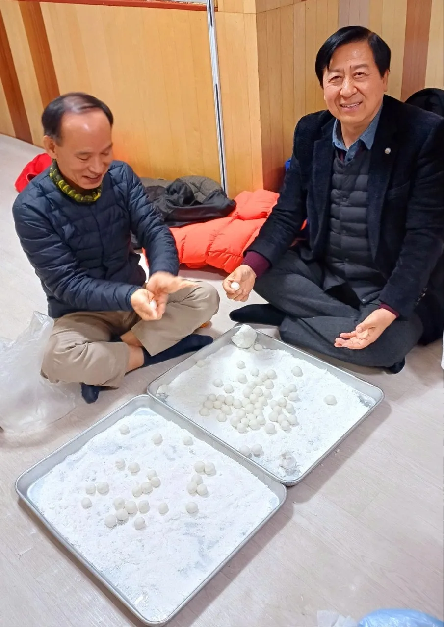 3_j68Ud018svc7831wrsubih4_bs5d46.jpg?type=e1920_std