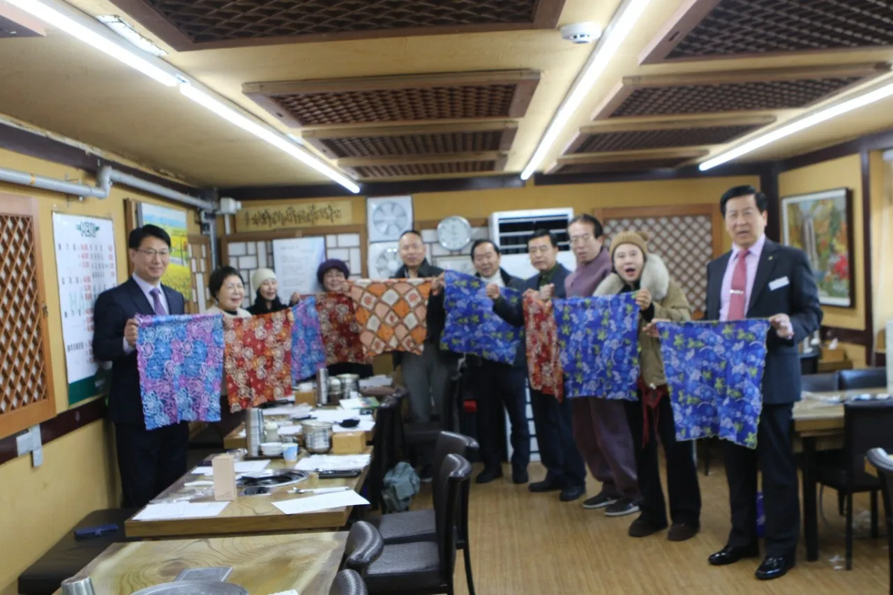 e_fejUd018svc101lkbu48nxp8_bs5d46.jpg?type=e1920_std