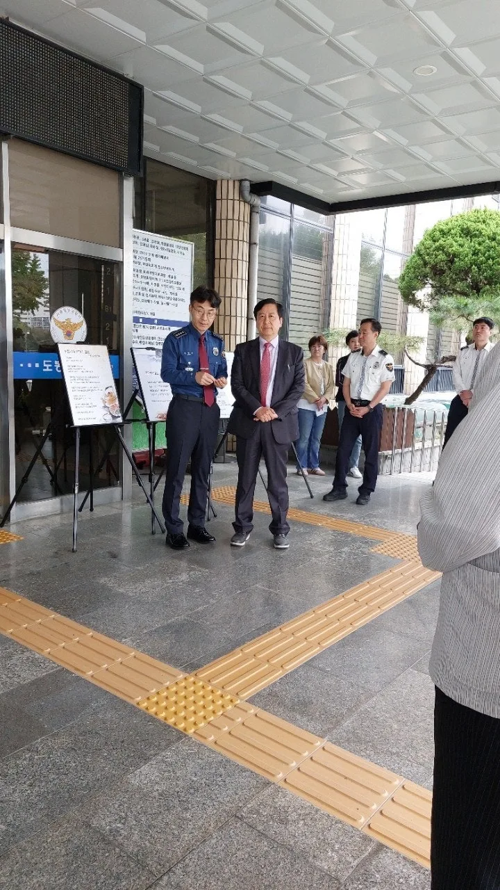 i_4baUd018svc138pc7d8k22au_bs5d46.jpg?type=e1920_std