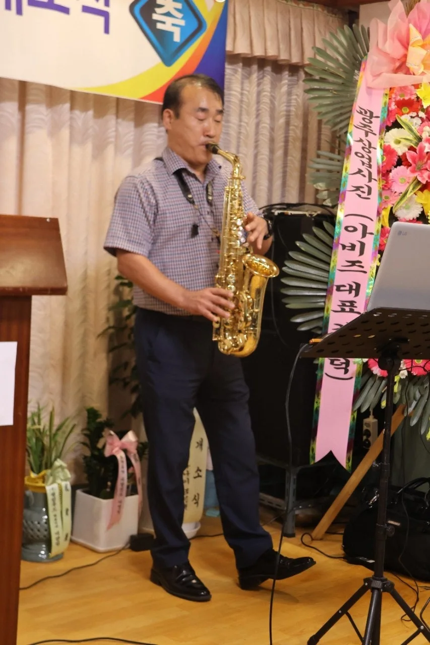 5_9h1Ud018svc1f410rzti3f7h_bs5d46.jpg?type=e1920_std