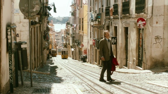 2745823754F4BE0127.jpeg?type=w1