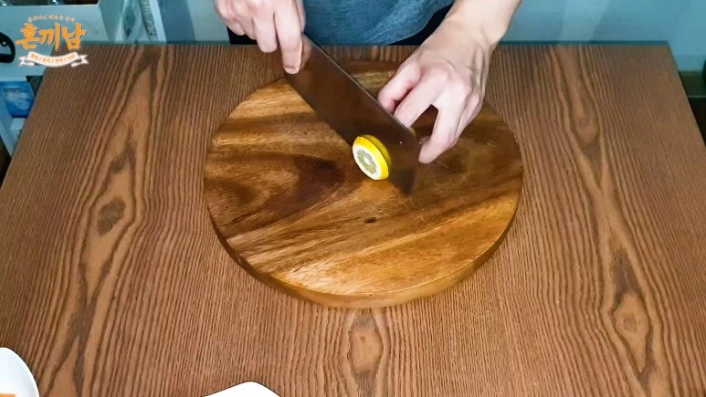 %EB%A0%88%EB%AA%AC.jpg?type=w773