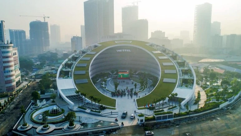 viettel-headquarters-637104437391538424.jpg?type=w773
