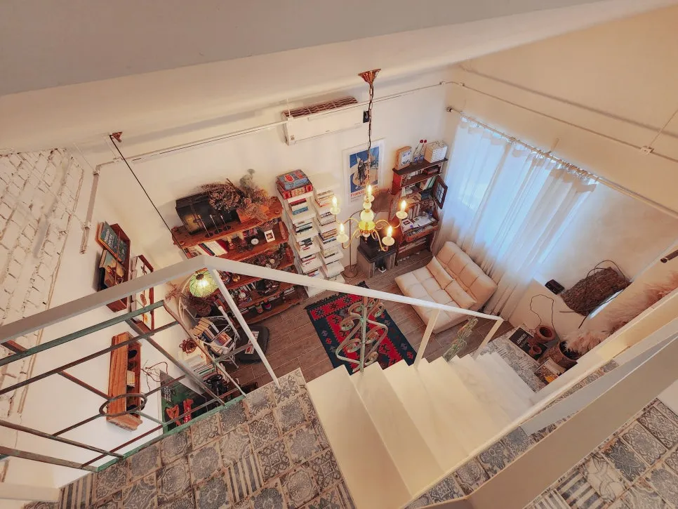 %EB%A3%B8_9_1.jpg?type=w966