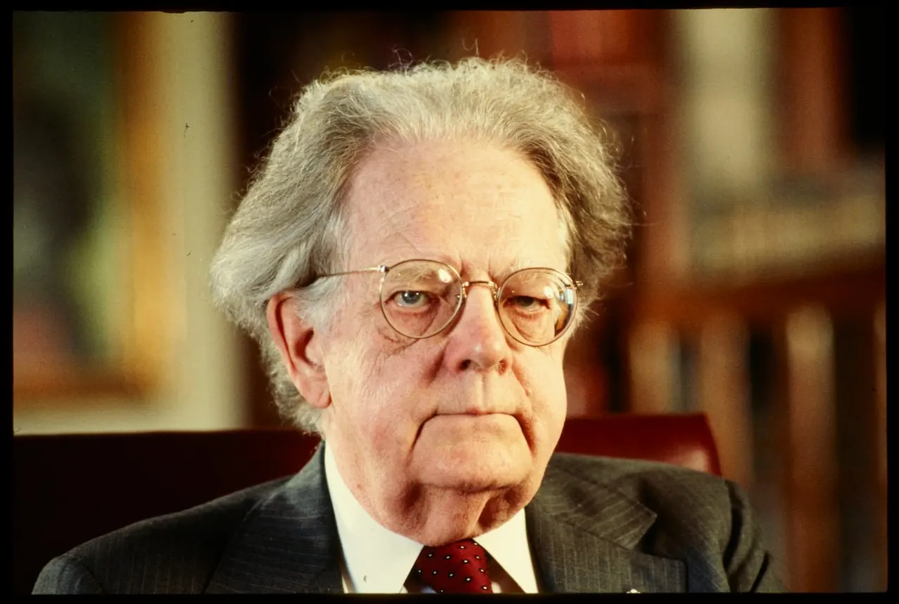 northrop-frye.jpg?errorImage=false