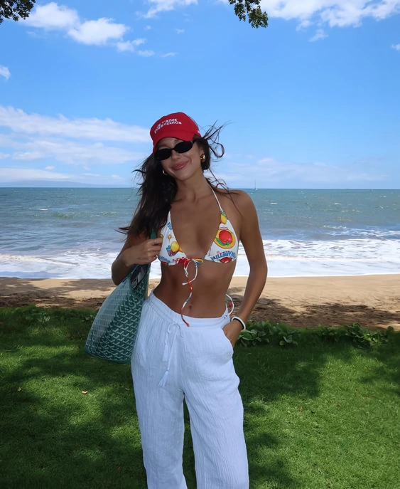 %ED%8C%AC%EC%B8%A01.png?type=w1200