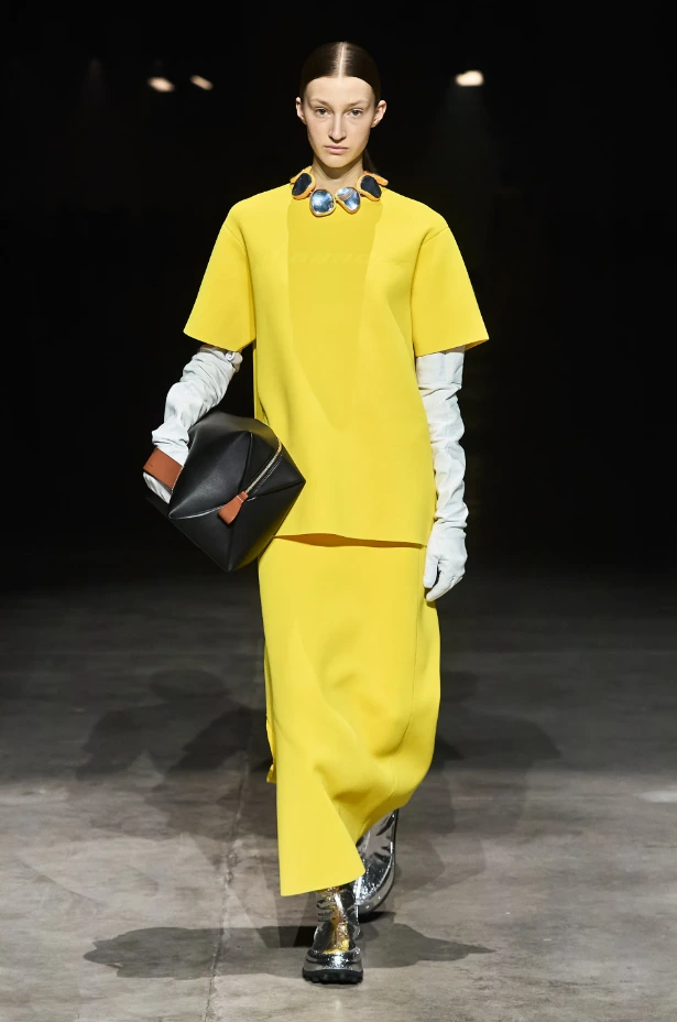 %EC%98%90%EB%A1%9C%EC%9A%B0%28%EC%A7%88%EC%83%8C%EB%8D%94%29.png?type=w1200