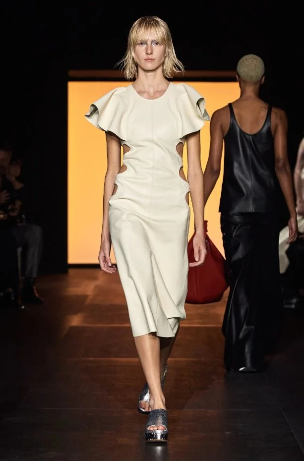 %EC%BB%B7%EC%95%84%EC%9B%83%28%EB%81%8C%EB%A1%9C%EC%97%903%29.jpg?type=w1200