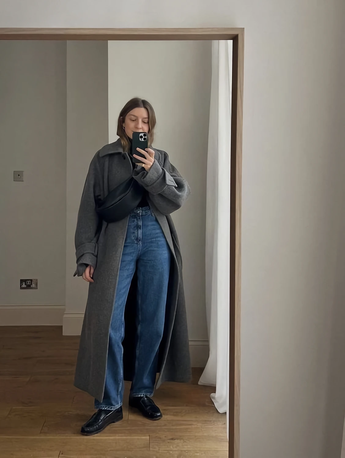 3.denim_pants_styling.png?typew1200