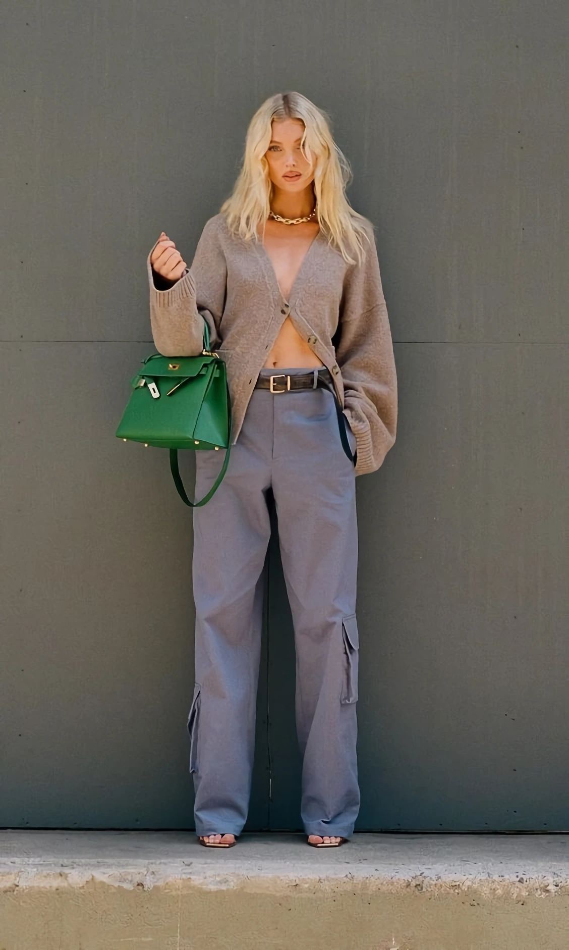 cardigan2.png?type=w1200