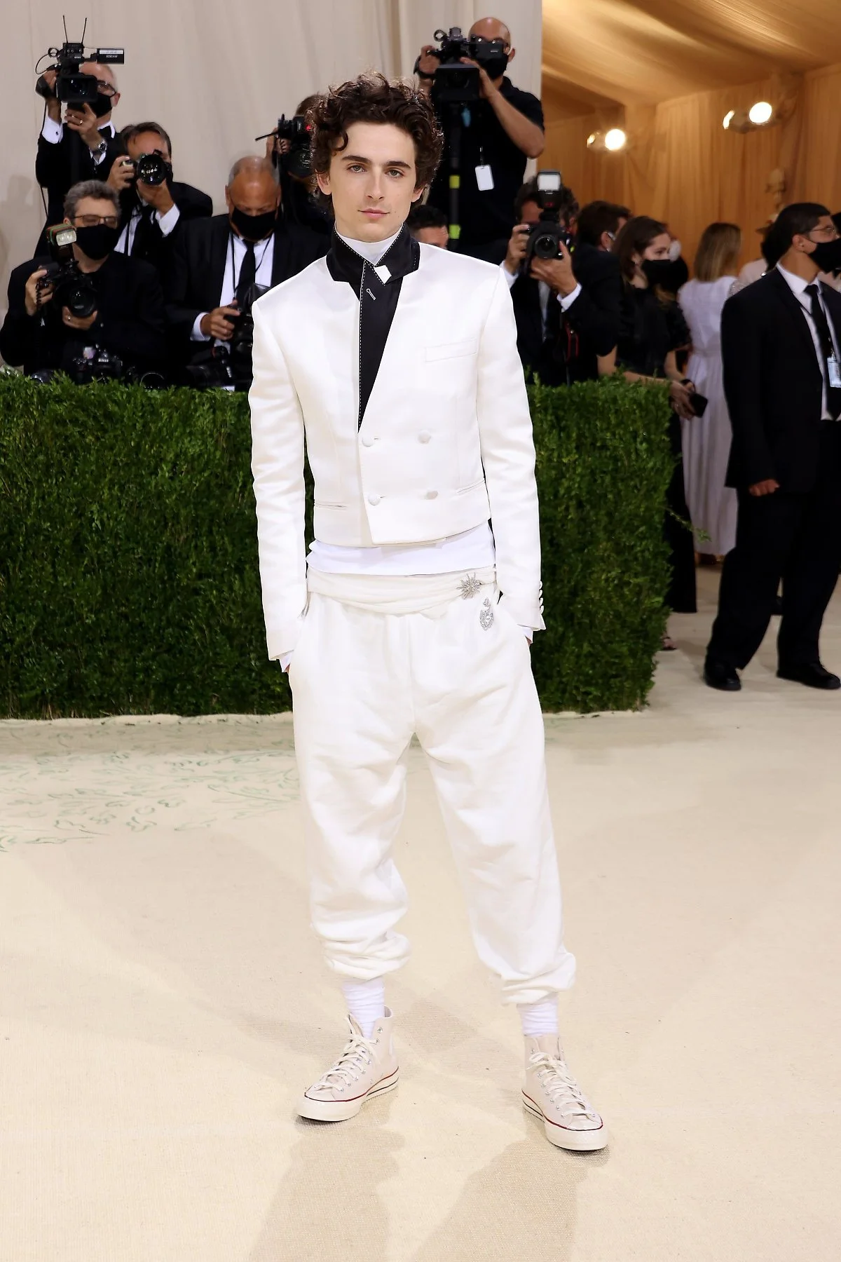 Timoth%C3%A9e_Chalamet_at_the_2021_Met_Gala.jpg?type=w1200
