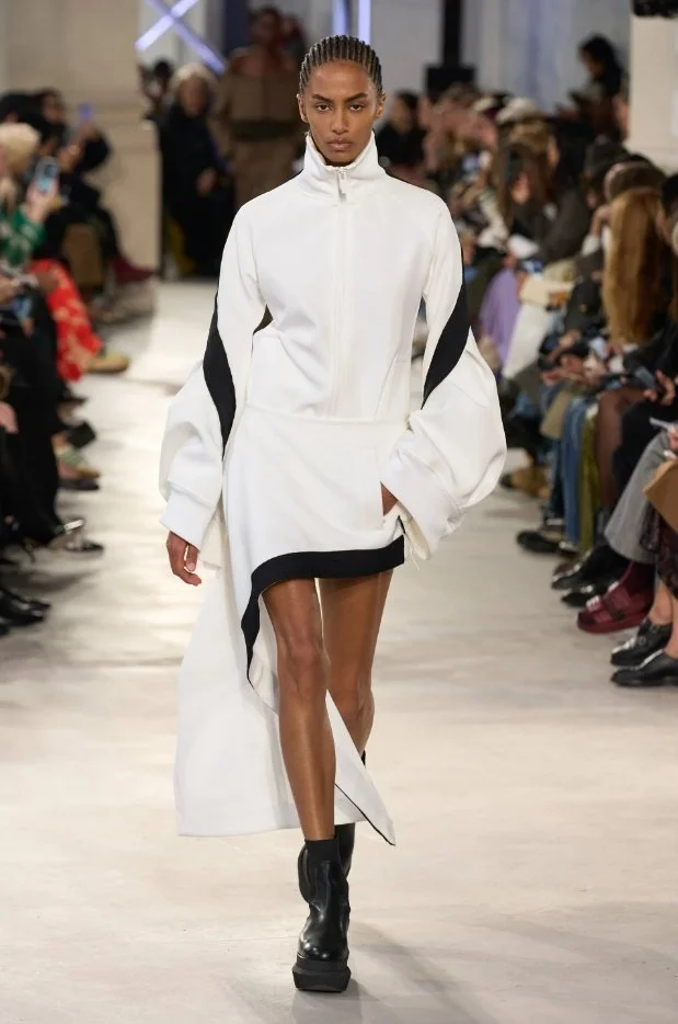 %EC%96%B8%EB%B0%B8%EB%9F%B0%EC%8A%A4_%EC%8A%A4%EC%BB%A4%ED%8A%B8%28%EC%82%AC%EC%B9%B4%EC%9D%B4%29.jpg?type=w1200