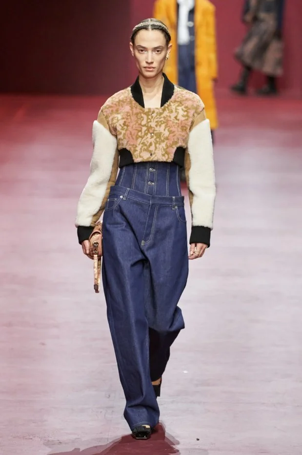 %EC%BD%94%EB%A5%B4%EC%85%8B%28%EB%94%94%EC%98%AC3%29.jpg?type=w1200