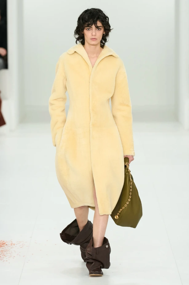 %ED%81%AC%EB%A6%AC%EB%AF%B8_%EB%B2%84%ED%84%B0%28%EB%A1%9C%EC%97%90%EB%B2%A0%29.png?type=w1200