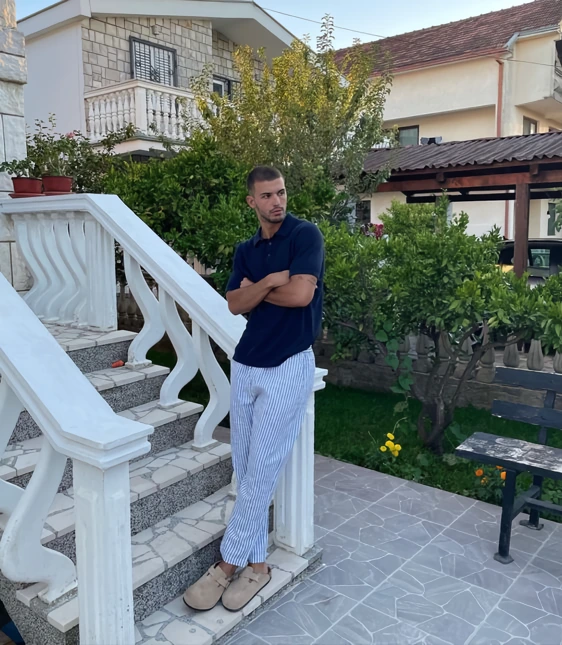 %EC%8A%A4%ED%8A%B8%EB%9D%BC%EC%9D%B4%ED%94%84_%ED%8C%AC%EC%B8%A01.png?type=w1200