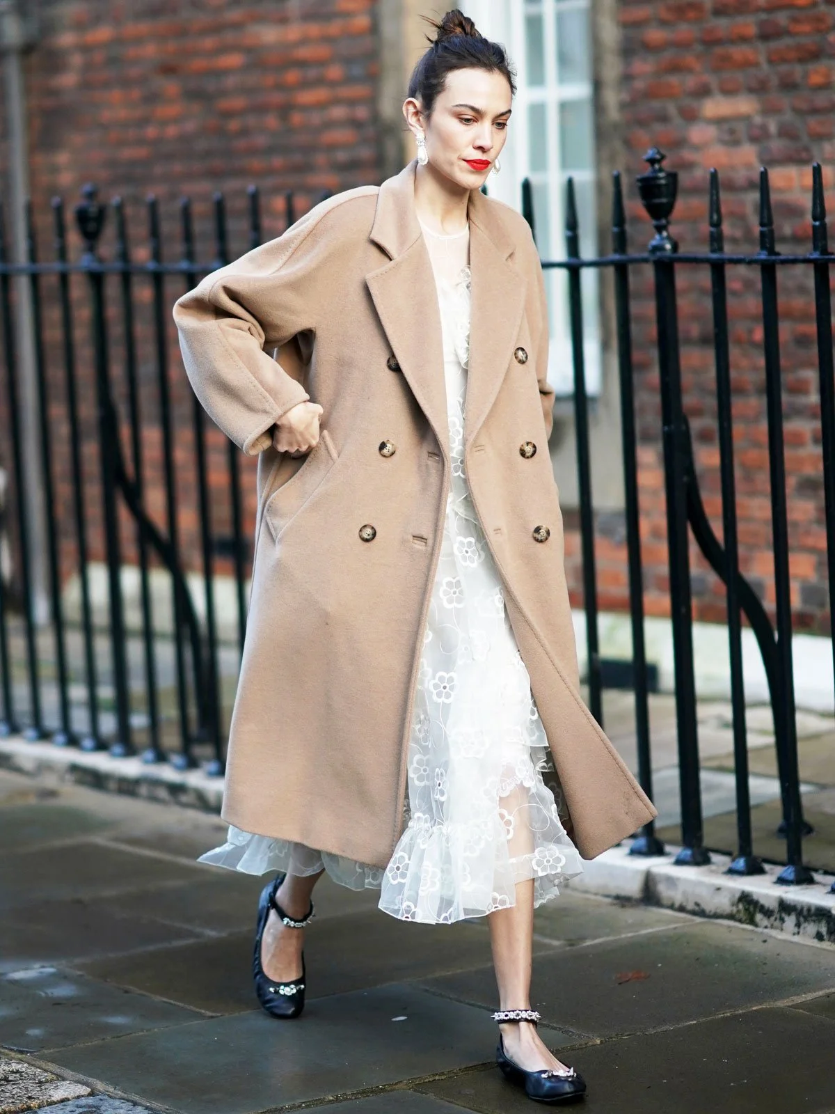 669225.jpg?type=w1200