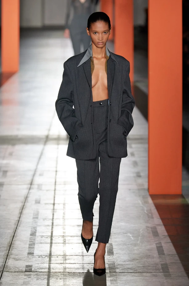 %EA%B7%B8%EB%A0%88%EC%9D%B4%28%ED%94%84%EB%9D%BC%EB%8B%A4%29.png?type=w1200