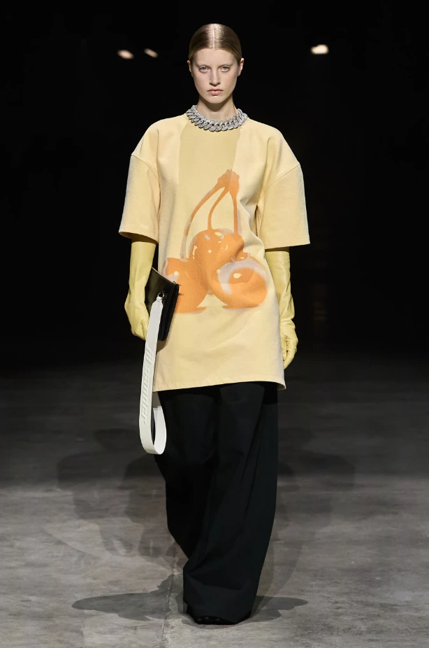 %EC%98%90%EB%A1%9C%EC%9A%B0%28%EC%A7%88%EC%83%8C%EB%8D%943%29.png?type=w1200