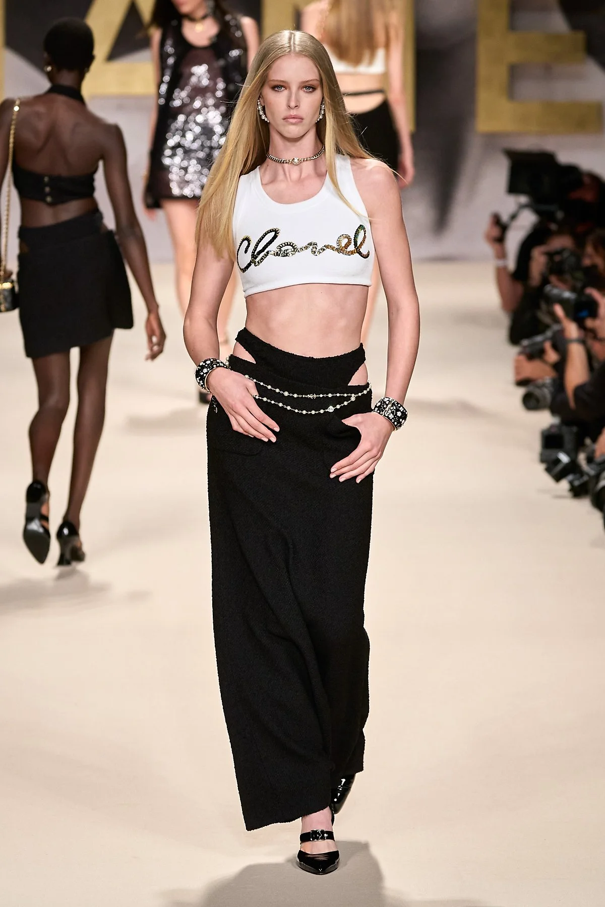 00009-Chanel-Spring-22-RTW-Paris-credit-gorunway.jpg?type=w1200