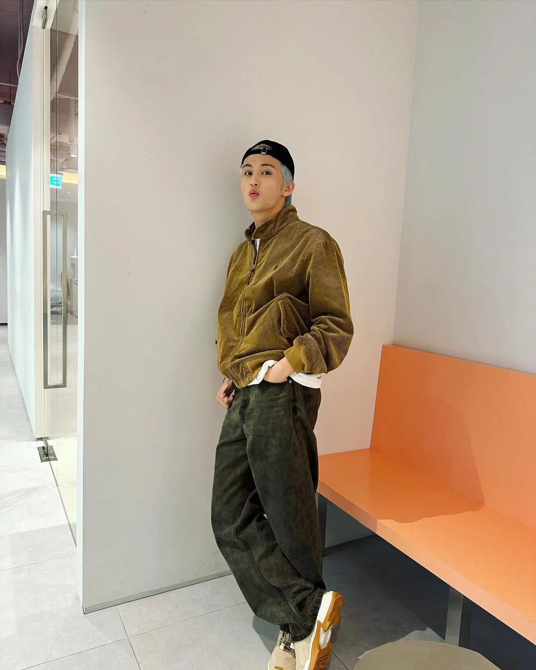 %EB%A7%88%ED%81%AC.jpg?type=w1200