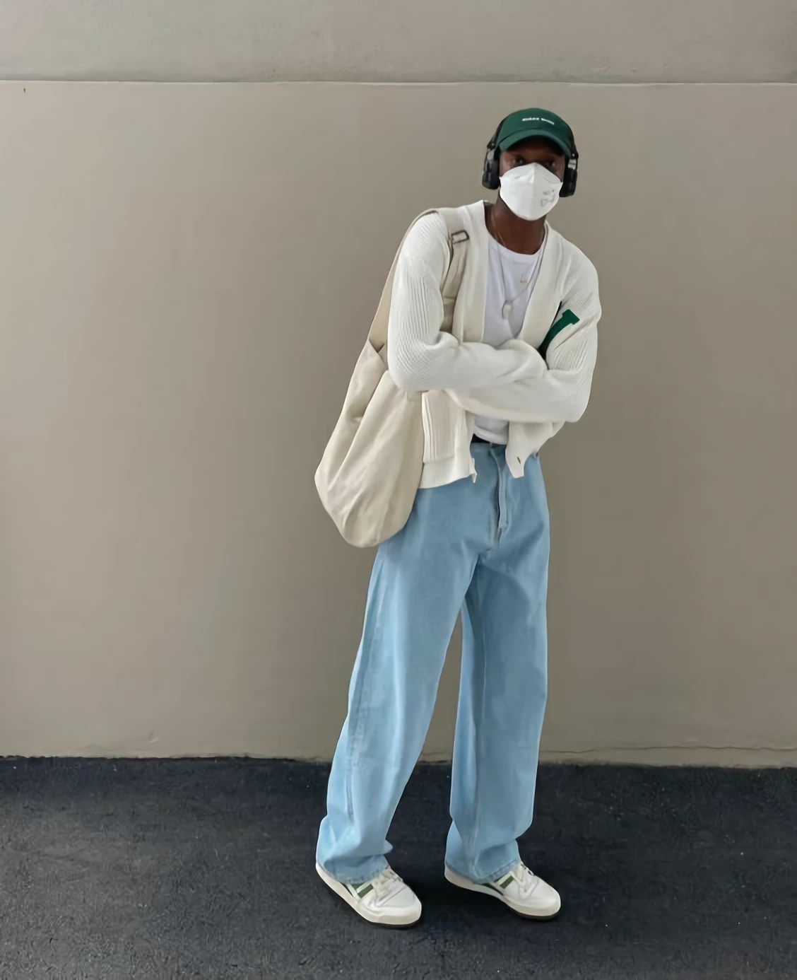 3.knit_m_styling.png?type=w1200