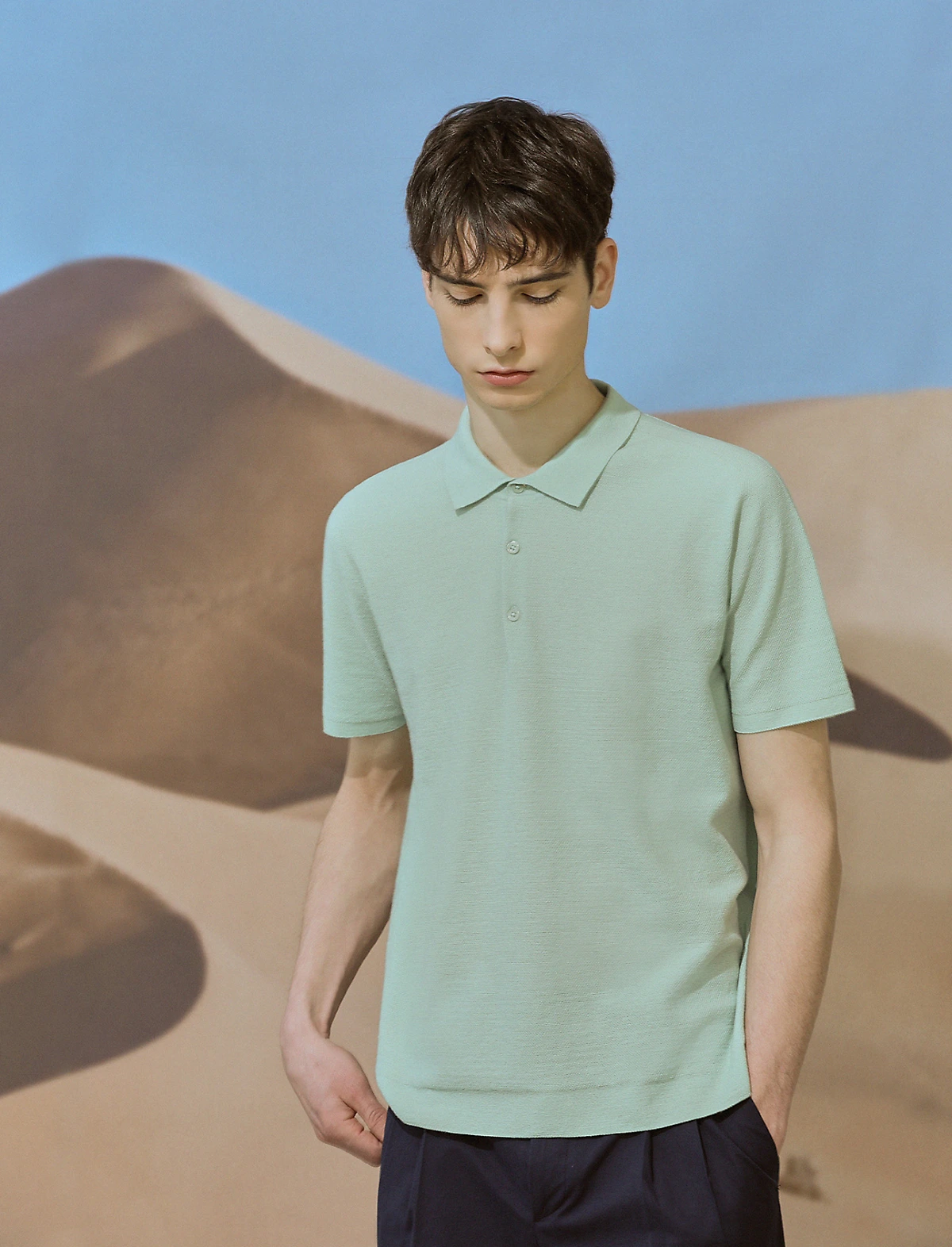 %EB%8B%88%ED%8A%B8_%ED%8F%B4%EB%A1%9C%EC%85%94%EC%B8%A02.png?type=w1200