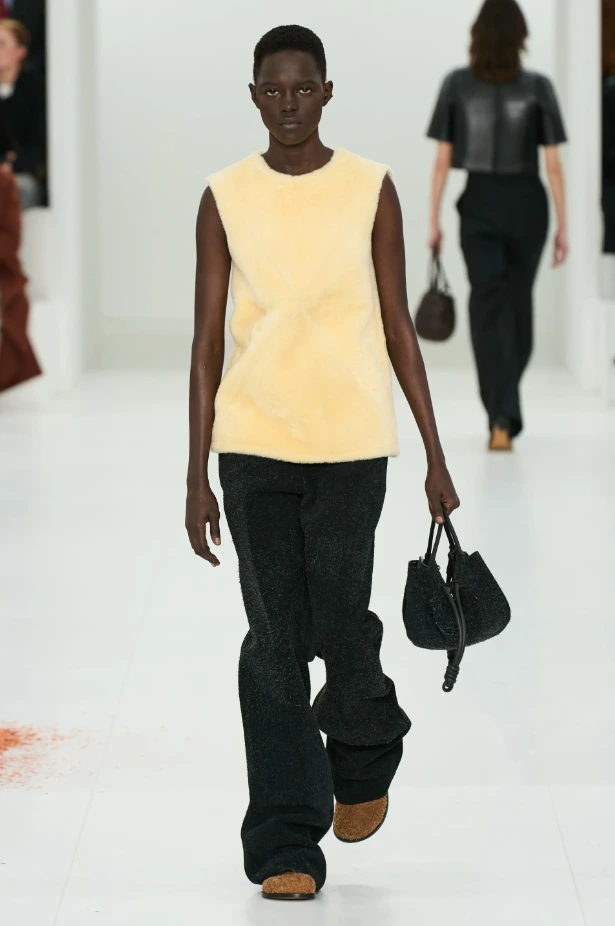 %ED%81%AC%EB%A6%AC%EB%AF%B8_%EB%B2%84%ED%84%B0%28%EB%A1%9C%EC%97%90%EB%B2%A02%29.png?type=w1200