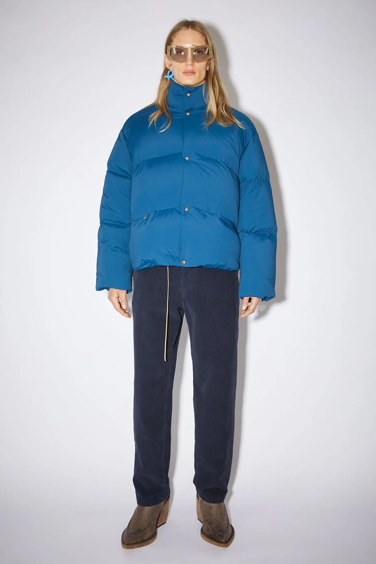 %EC%95%84%ED%81%AC%EB%84%A4_%EC%8A%A4%ED%8A%9C%EB%94%94%EC%98%A4%28Acne_Studios%29.jpg?type=w1200