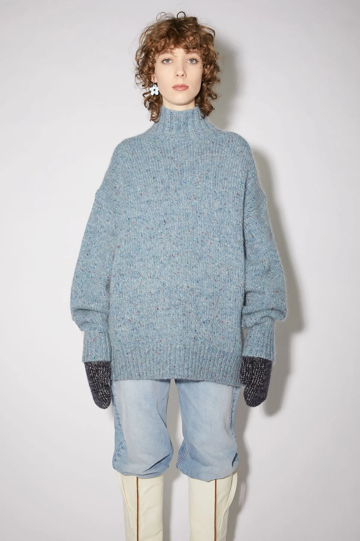 %EC%95%84%ED%81%AC%EB%84%A4_%EC%8A%A4%ED%8A%9C%EB%94%94%EC%98%A4%28Acne_Studios%29_%284%29.jpg?type=w1200