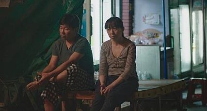 movie_image.jpg?type=m427_320_2