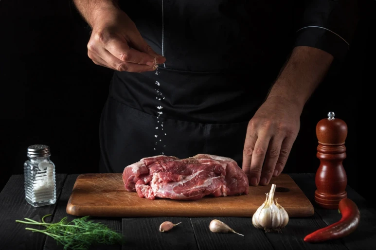 vitaly_canva.png.png?type=w773